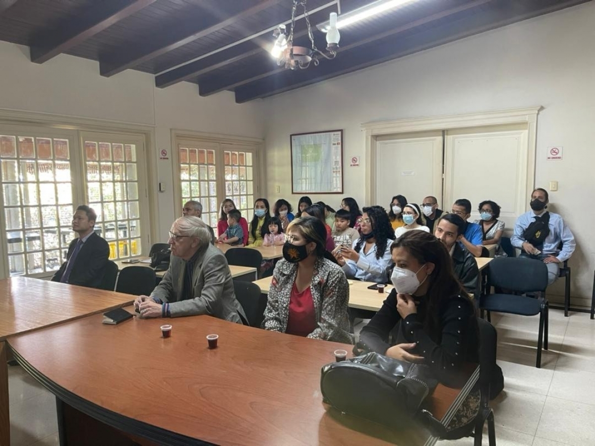 Bản in : 越南驻委内瑞拉大使馆举行越南语基础课程结业典礼 | Vietnam+ (VietnamPlus)
