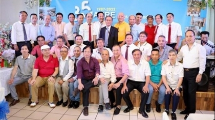 越德劳务合作35周年之烙印