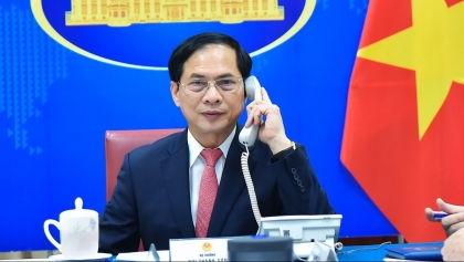 推动越南与韩国战略伙伴关系迈上新台阶