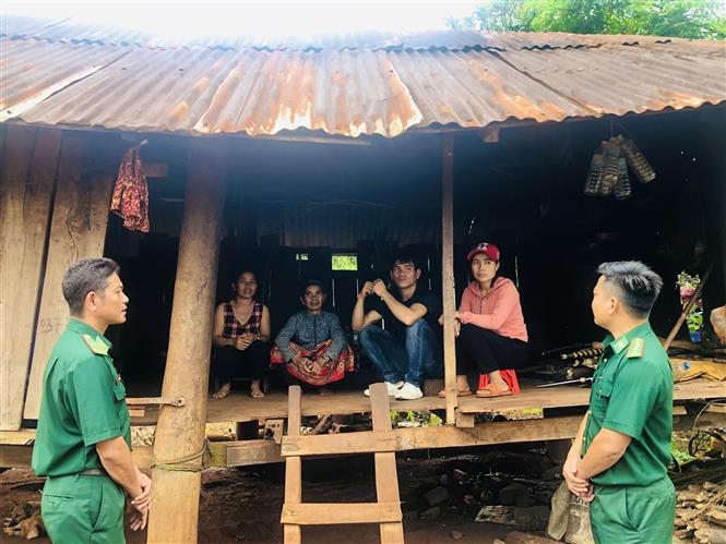 Bản in : 严防和打击跨境拐卖人口犯罪活动 | Vietnam+ (VietnamPlus)