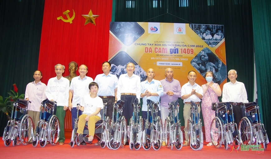 Bản in : 2022年“携手抚平橙剂之痛” 爱心短信捐款活动正式启动 | Vietnam+ (VietnamPlus)