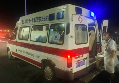 跨越国界守护生命的车