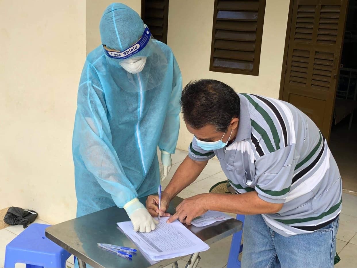 Bản in : 新冠肺炎康复者助力打赢疫情防控阻击战 | Vietnam+ (VietnamPlus)
