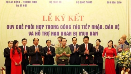 保护和支持贩运受害者