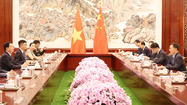 中国重申愿扩大进口越南优质商品鼓励企业投资 anh-02-2.jpg