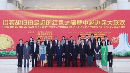 人民交流培育越南与中国的深厚友谊情