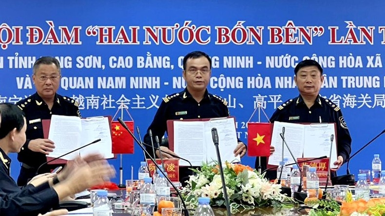 Bản in : 2022年第8次越中“两国四方”海关会谈召开 | Vietnam+ (VietnamPlus)