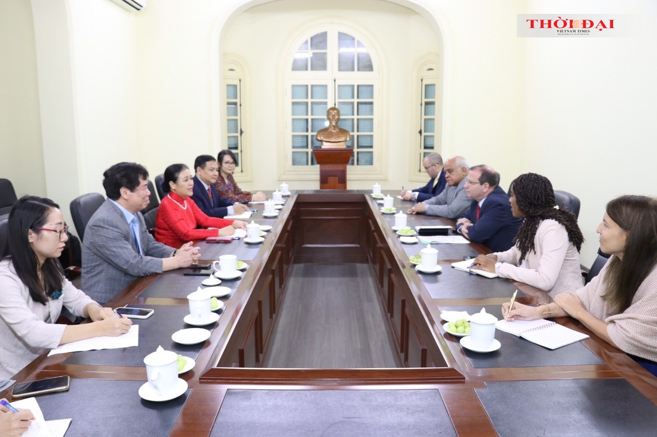 会见场景(图:秋河 摄) 会见场景(图:秋河 摄)
