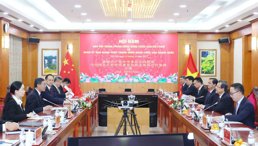 越中深化反腐与司法改革合作 会谈现场。图自越通社