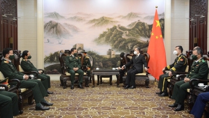 越南国防部中央军委代表团吊唁前中共中央总书记、前中国国家主席江泽民逝世