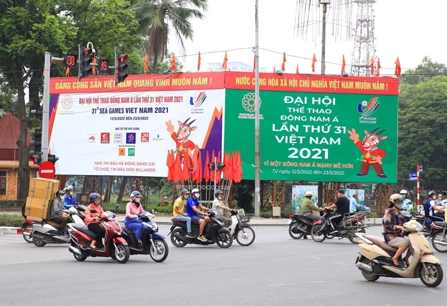 越南国家主席阮春福接见前来辞行拜会的沙特阿拉伯、以色列和阿塞拜疆驻越大使 越南国家主席阮春福接见前来辞行拜会的沙特阿拉伯、以色列和阿塞拜疆驻越大使