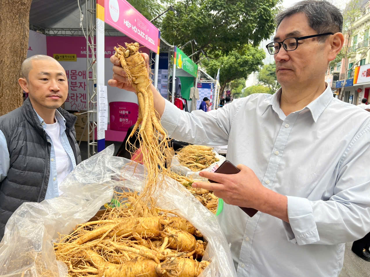 2024越韩友好之路庆典盛大开幕 2024越韩友好之路庆典盛大开幕