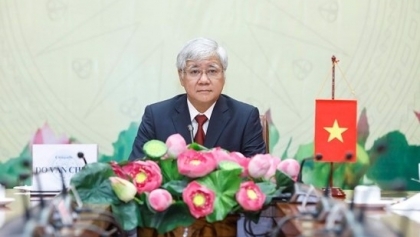 越南祖国阵线中央委员会主席向老挝和柬埔寨两国领导致以传统新年祝福