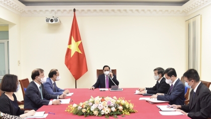 越南政府总理范明正与泰国总理巴育·占奥差通电话