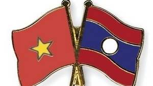 加强越老之间的军事合作