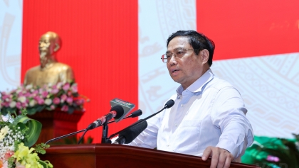 越南政府总理要求国防部做好建国护国重点任务