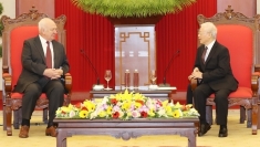 越共中央总书记阮富仲会见俄罗斯驻越大使