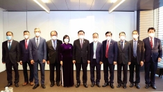 国会主席：通过各种渠道交换或者购买新冠肺炎疫苗