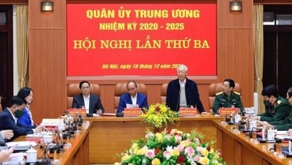 越共中央总书记、中央军委书记阮富仲主持越共中央军委第三次会议