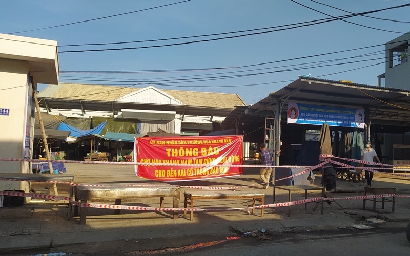 Da Nang reapplies market entrance tickets amid resurgence of Covid community cases Da Nang reapplies market entrance tickets amid resurgence of Covid community cases
