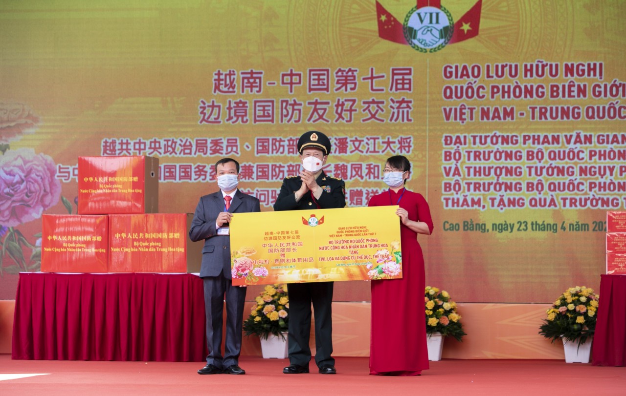 Giao lưu hữu nghị Quốc phòng biên giới Việt Nam - Trung Quốc lần thứ 7 thành công tốt đẹp