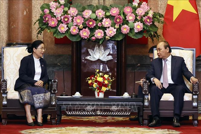 Chủ tịch nước tiếp Chánh án Tòa án nhân dân tối cao Lào Chú thích ảnh