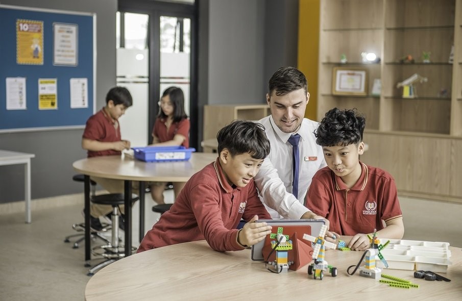 Vinschool the Harmony, Vinschool Times City & Vinschool Central Park đạt giám định CIS Vinschool the Harmony, Vinschool Times City & Vinschool Central Park đạt giám định CIS