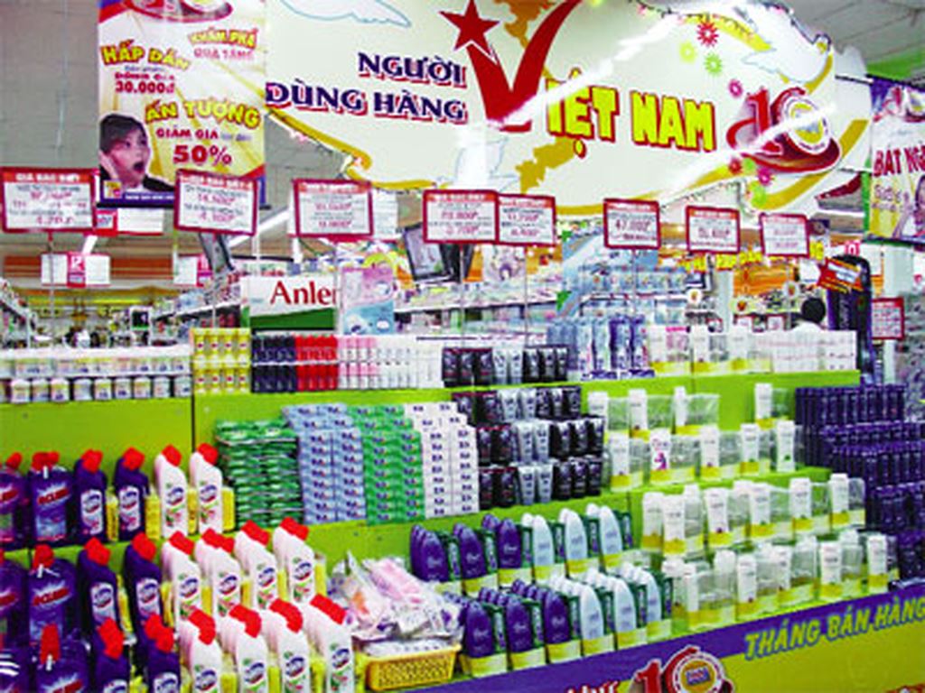 Đẩy mạnh tuyên truyền “Người Việt Nam ưu tiên dùng hàng Việt Nam” - Ảnh 1. Đẩy mạnh tuyên truyền “Người Việt Nam ưu tiên dùng hàng Việt Nam” - Ảnh 1.