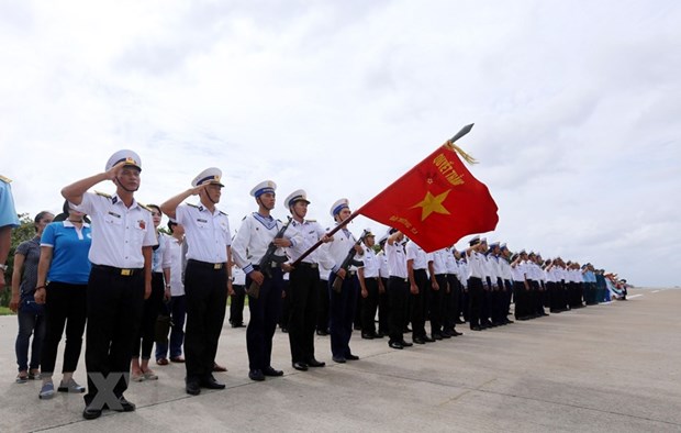 Phát triển kinh tế biển song song với bảo vệ chủ quyền lãnh thổ hình ảnh 1 Phat trien kinh te bien song song voi bao ve chu quyen lanh tho hinh anh 1