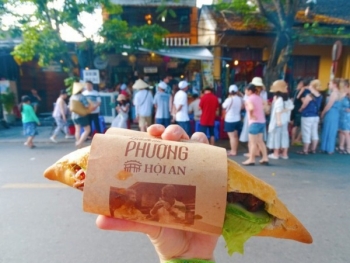 ເວັບໄຊ TasteAtlas: ຫວຽດນາມ ລອດເຂົ້າທອັບ 20 ພື້ນຖານອາຫານການກິນສຸດຍອດໃນໂລກ