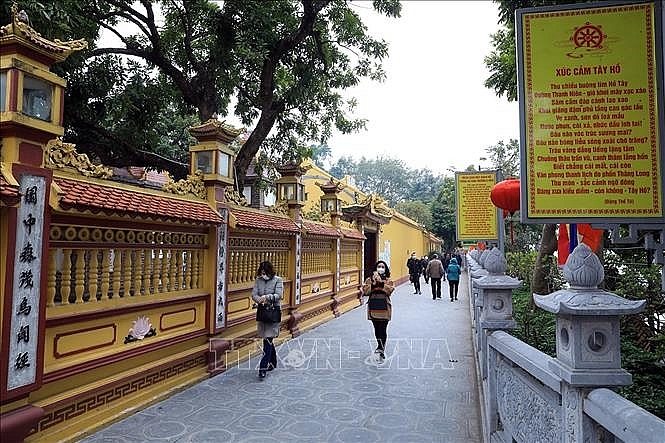 ລະດູບານໃໝ່ໄປວັດບູຊານົບໄຫວ້​-ຄວາມ​ງາມດ້ານ​ວັດ​ທະ​ນະ​ທໍາ​ຂອງ​ຊາວ​ຫວຽດ​ນາມ