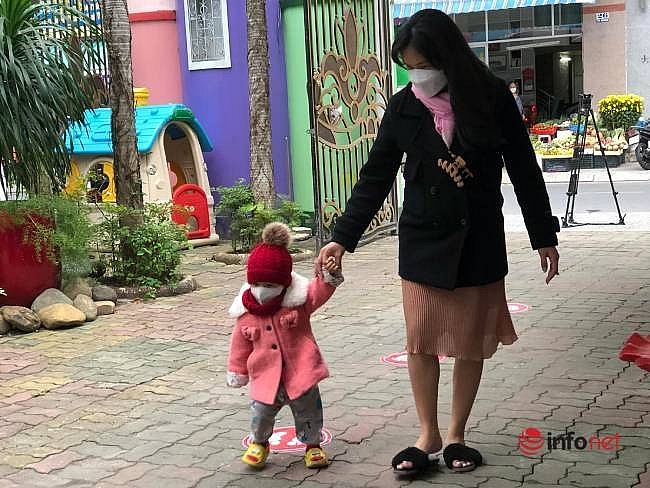 ຮູບພາບເດັກອະນຸບານດ່ານັງ ເບີກບານມ່ວນຊື່ນ ໄປໂຮງຮຽນໃນເຊົ້າວັນທີ 21 ກຸມພາ ຮູບພາບເດັກອະນຸບານດ່ານັງ ເບີກບານມ່ວນຊື່ນ ໄປໂຮງຮຽນໃນເຊົ້າວັນທີ 21 ກຸມພາ