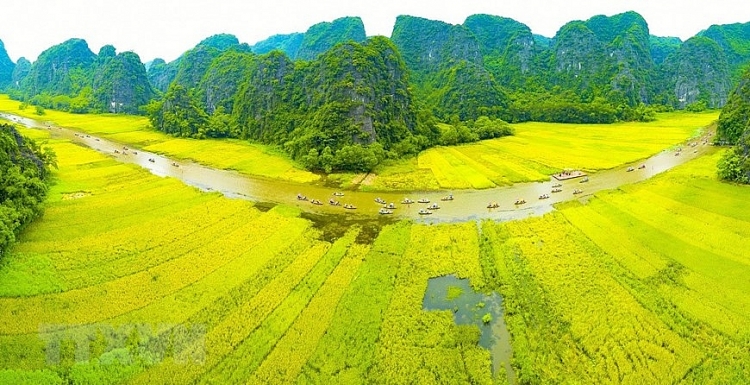 ຄົ້ນ​ພົບ​ສະ​ຖານ​ທີ່​ທ່ອງ​ທ່ຽວ​ທີ່​ເປັນ​ເອ​ກະ​ລັກ​ສະ​ເພາະ​ຂອງ ນີງບິ່ງ