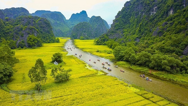 ຄົ້ນ​ພົບ​ສະ​ຖານ​ທີ່​ທ່ອງ​ທ່ຽວ​ທີ່​ເປັນ​ເອ​ກະ​ລັກ​ສະ​ເພາະ​ຂອງ ນີງບິ່ງ