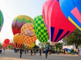 ໂຮ້ຍອານ ຈັດງານບຸນບອນລູນ