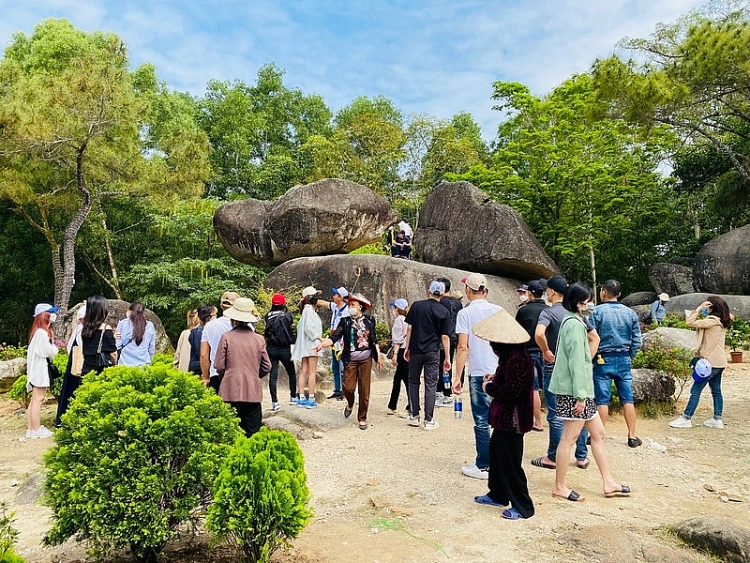 ຮີບດ່ວນກະກຽມໃຫ້ແກ່ງານບຸນຄວາມຮັກໜ່ວຍ ຈົ໊ງມ໊າຍ 2022 ຮີບດ່ວນກະກຽມໃຫ້ແກ່ງານບຸນຄວາມຮັກໜ່ວຍ ຈົ໊ງມ໊າຍ 2022
