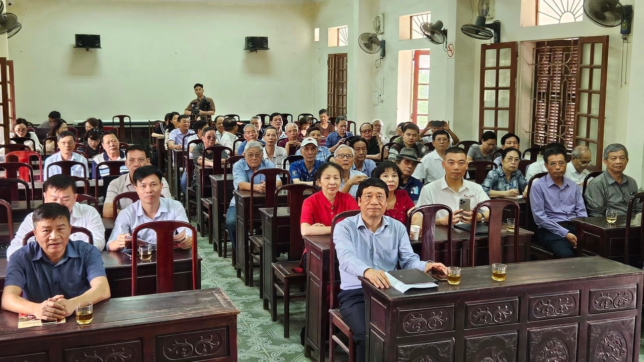 ສະຫະພັນບັນດາອົງການຈັດຕັ້ງມິດຕະພາບແຂວງ ຫາຍເຢືອງ ຈັດຕັ້ງການໂອ້ລົມສົນທະນາກ່ຽວກັບນະໂຍບາຍການຕ່າງປະເທດ ສະຫະພັນບັນດາອົງການຈັດຕັ້ງມິດຕະພາບແຂວງ ຫາຍເຢືອງ ຈັດຕັ້ງການໂອ້ລົມສົນທະນາກ່ຽວກັບນະໂຍບາຍການຕ່າງປະເທດ
