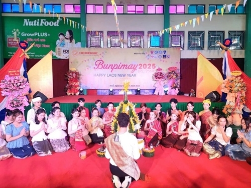 ບຸນປີໃໝ່ລາວ 2025 ຈັດຂຶ້ນຢ່າງຟົດຟື້ນຢູ່ແຂວງດັກລັກ
