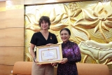 ທ່ານເອກອັກຄະລັດຖະທູດ Elsbeth Akkerman: VUFO ປະກອບສ່ວນສຳຄັນເຂົ້າໃນການຊຸກຍູ້ “ການພົວພັນຄູ່ຮ່ວມມືຮອບດ້ານ” ລະຫວ່າງ ໂຮນລັງ ແລະ ຫວຽດນາມ