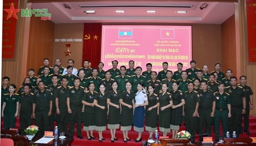 ໄຂຊຸດຝຶກອົບຮົມວຽກງານປະຫວັດສາດການທະຫານໃຫ້ແກ່ກອງທັບປະຊາຊົນລາວ ໄຂຊຸດຝຶກອົບຮົມວຽກງານປະຫວັດສາດການທະຫານໃຫ້ແກ່ກອງທັບປະຊາຊົນລາວ
