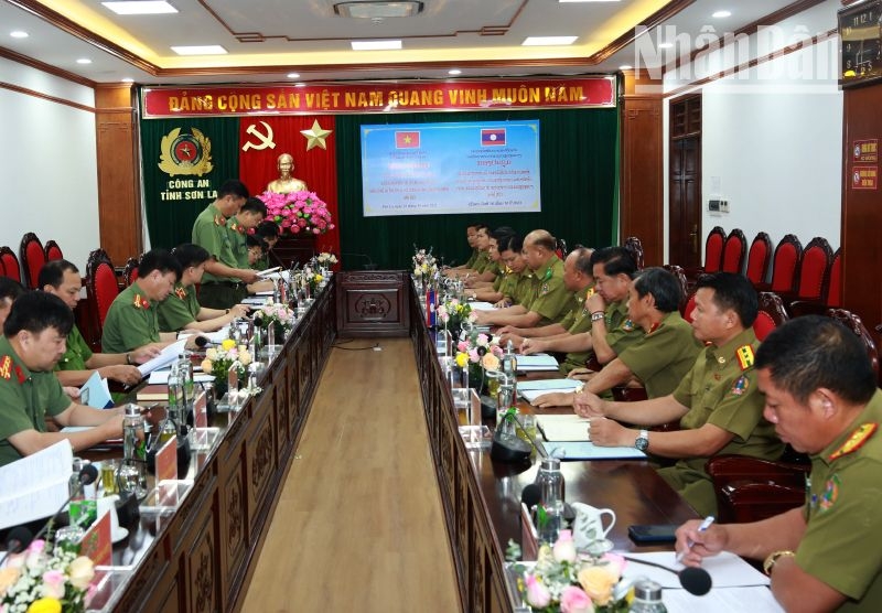 ຕຳຫຼວດແຂວງເຊີນລາ ກັບຕຳຫຼວດ 3 ແຂວງ ສປປ ລາວ ເພີ່ມທະວີການຮ່ວມມືສອງຝ່າຍ