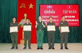 ພິທີອັດຊຸດຝຶກອົບຮົມວຽກງານປ້ອງກັນຊາຍແດນ ໃຫ້ແກ່ກໍາລັງປ້ອງກັນຊາຍແດນແຂວງເຊກອງ