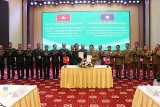 ກົມໃຫຍ່ຕຳຫຼວດລາວ ແລະກອງບັນຊາການທະຫານຊາຍແດນຫວຽດນາມ ເພີ່ມທະວີການຮ່ວມມືດ້ານປ້ອງກັນຊາດ-ປ້ອງກັນຄວາມສະງົບ