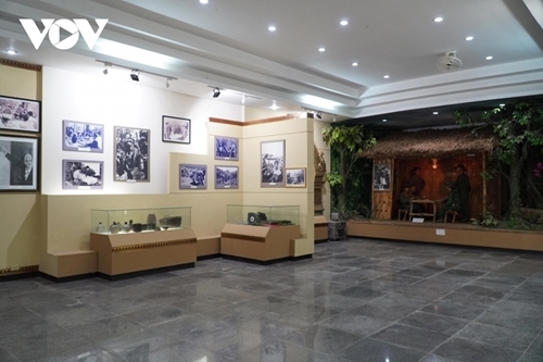 ຫໍພິພິທະພັນຮ່ວມສໍາພັນສູ້ຮົບ ລາວ-ຫວຽດນາມ: ສະຖານທີ່ເກັບຮັກສາປະຫວັດສາດຜ່ານຮູບພາບ