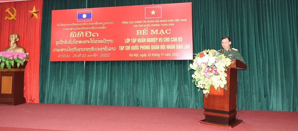 ປິດຊຸດຝຶກອົບຮົມໃຫ້ແກ່ພະນັກງານວາລະສານປ້ອງກັນຊາດ ກອງທັບປະຊາຊົນລາວ