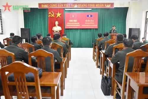 ໄຂຊຸດຝຶກອົບຮົມວຽກງານກູ້ຊີບ, ກູ້ໄພພິບັດທຳມະຊາດໃຫ້ແກ່ພະນັກງານກອງທັບປະຊາຊົນລາວ ປີ 2023