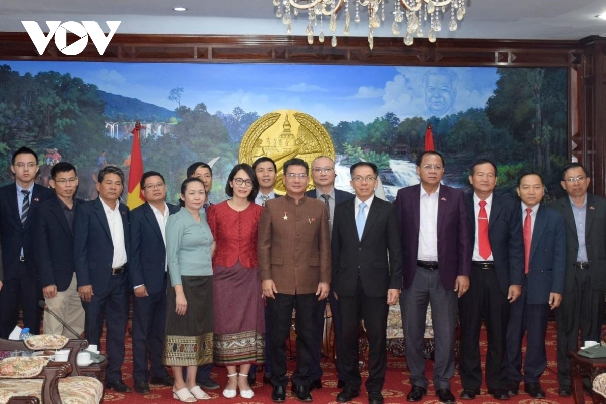 ກົງສູນໃຫຍ່ ສສ ຫວຽດນາມ ປະຈໍາ ນະຄອນປາກເຊ ອວຍພອນວັນຊາດ ສປປ ລາວ ກົງສູນໃຫຍ່ ສສ ຫວຽດນາມ ປະຈໍາ ນະຄອນປາກເຊ ອວຍພອນວັນຊາດ ສປປ ລາວ
