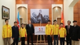 ພິທີມອບລາງວັນໝາກຮຸກມິດຕະພາບ ເນື່ອງໃນໂອກາດສະເຫຼີມສະຫຼອງ 30 ປີແຫ່ງວັນສ້າງຕັ້ງການພົວພັນທາງການທູດ ຫວຽດນາມ - Azerbaijan