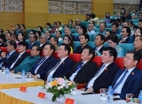 ປະທານສະພາແຫ່ງຊາດ ຫວຽດນາມ ແລະລາວ ເຂົ້າຮ່ວມການພົບປະກັບນັກສຶກສາລາວ ແລະຄູອາຈານຂອງໂຮງຮຽນມິດຕະພາບ T78 ລຸ້ນຕ່າງໆ