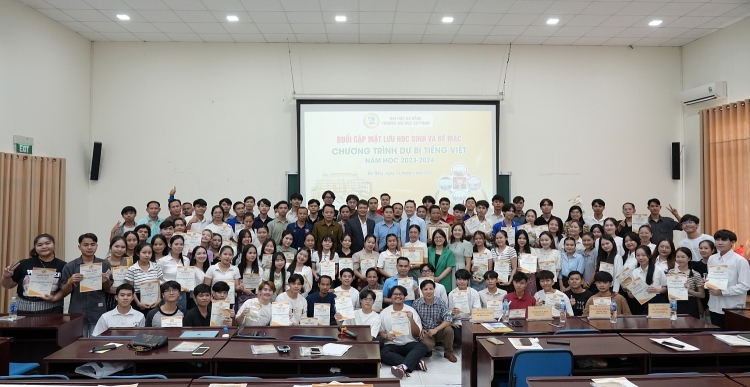 ​ເພີ່ມລະດັບຄວາມຮູ້​ພາສາ​ຫວຽດນາມ ໃຫ້ແກ່ນັກສຶກສາລາວ ຈາກບັນດາການເດີນທາງຕົວຈິງ